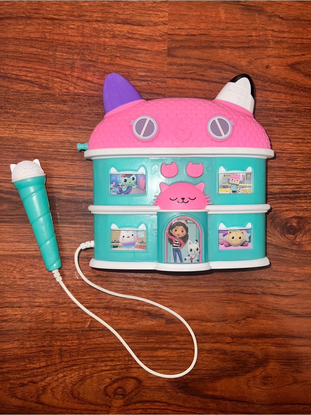 Gabby’s Dollhouse Karaoke Playhouse Toy - Pink & Teal